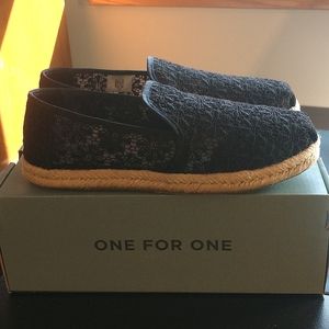Toms Deconstructed Alpargata Rope, Black Floral Lace Shoes